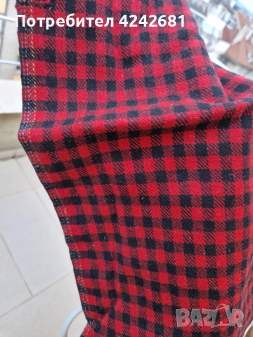 Вълнен плат на карета, произведен преди 1989 г., снимка 2 - Палта - 52031658