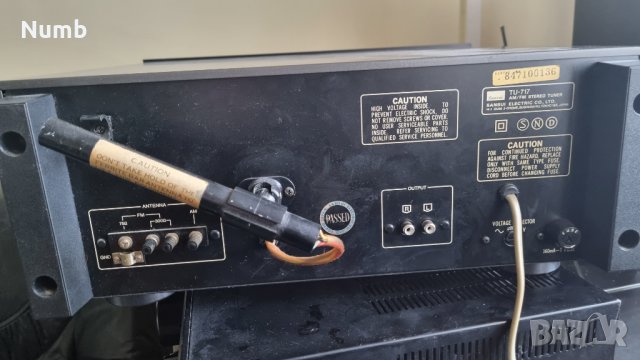 Усилвател и тунер Sansui, снимка 5 - Ресийвъри, усилватели, смесителни пултове - 39837923