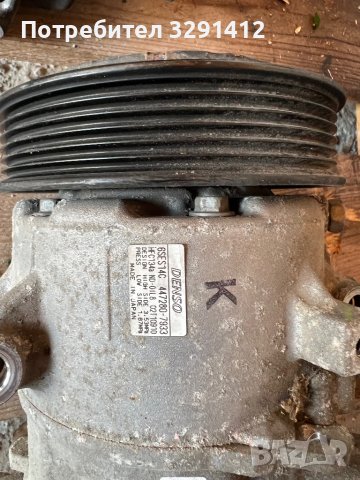 Компресор за климатик Toyota Rav4 2017, снимка 2 - Части - 40292924