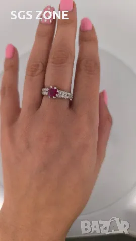 Сребърен Пръстен с Рубин или Сапфир, Заобиколен от Прозрачни Топази, снимка 6 - Пръстени - 50300380
