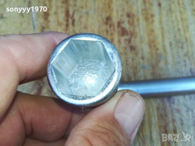 КЛЮЧ ЗА ГУМИ 21ММ ЯК МАСИВЕН 2708251852, снимка 4 - Аксесоари и консумативи - 51513655