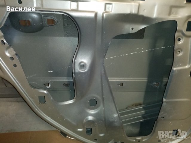 Врата за Рено Меган 2 Хечбек , снимка 3 - Части - 31065937