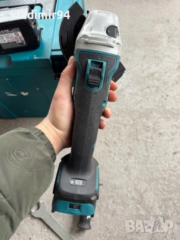 Makita DGA511 Безчетков ъглошлайф, снимка 6 - Ъглошлайфи - 53704875