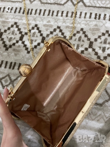 Дамска чанта/портмоне, снимка 4 - Чанти - 52893318