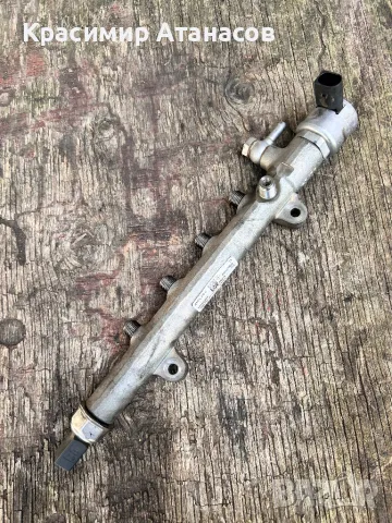 A6510700495. Горивна рейка за Мерцедес Ц-класа W204. OM651