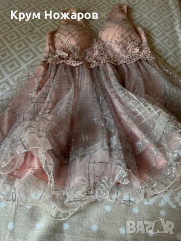 Страхотна дантелена рокля къса до колената,купувана за 400 лв и обличана само веднъш от женами