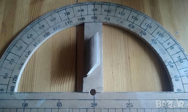 Стар учителски дървен транспортир, снимка 2 - Други ценни предмети - 36684805