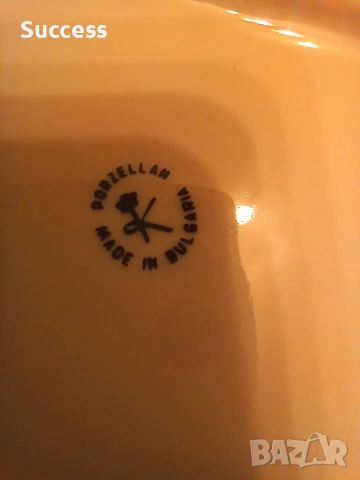 Порцеланови чинии , снимка 4 - Чинии - 53939380