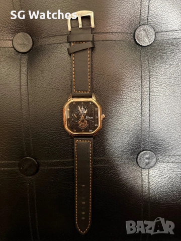 Стилен часовник gold
