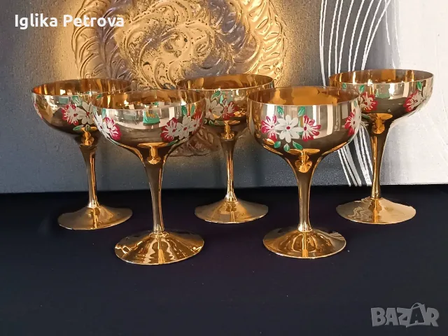 Ретро винтидж чаши на столче , снимка 5 - Антикварни и старинни предмети - 55869592