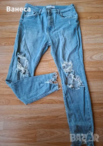 Дънки Bershka М размер 