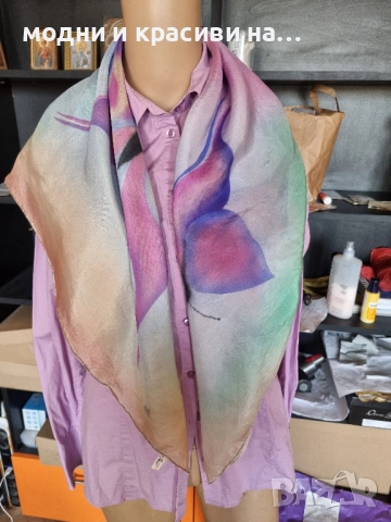 Копринен шал с десен пеперуди, снимка 7 - Шалове - 52430770