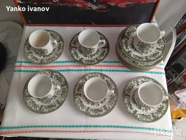 Сервиз за кафе порцелан, снимка 3 - Сервизи - 52850033