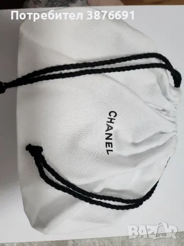 Оригинална платена чантичка Chanel , снимка 2 - Чанти - 49800560