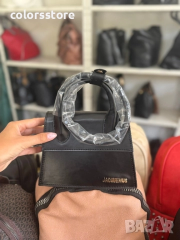 Черна чанта Jacquemus/SG238p, снимка 2 - Чанти - 51861567