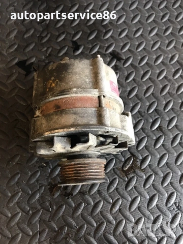 Алтернатор Bosch 2.3 D 55Ah за Mercedes 507 (1987-1992) 0120489331