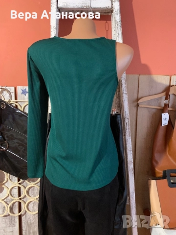 👠💄👜 Екстравагантна блуза с един ръкав👖 м/л/хл🔝, снимка 2 - Блузи с дълъг ръкав и пуловери - 52564488