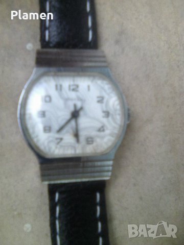 Стар съветски часовник ПОБЕДА с кожена каишка , снимка 2 - Мъжки - 37518063