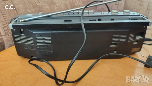 Перфектни Ретро касетофони Sony, снимка 7 - Радиокасетофони, транзистори - 52595673