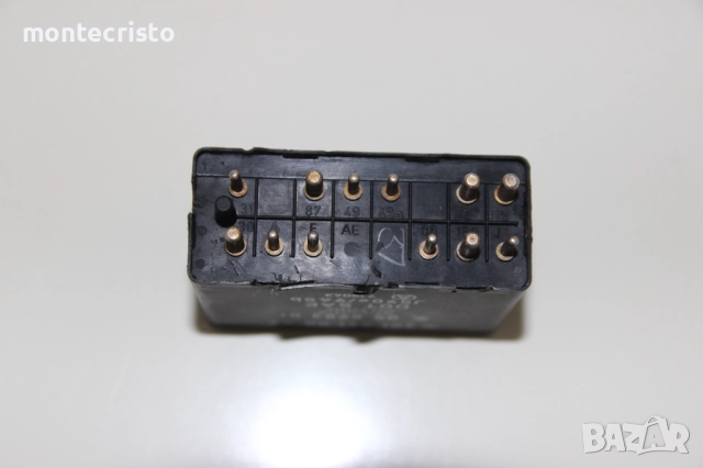 Реле мигачи Mercedes 190 W201 (1982-1993г.) 2018210047 / 201 821 00 47 / 05 8983 01 / 05898301, снимка 2 - Части - 52546176