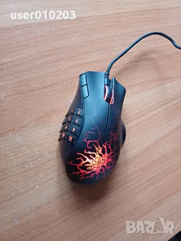 Razer Naga Molten Special Edition MMO Gaming Mouse RZ01-0028, снимка 2 - Клавиатури и мишки - 47419461