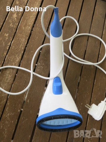 Уред за вертикално гладене с пара Philips Steam&Go, снимка 3 - Парочистачки и Водоструйки - 51951349