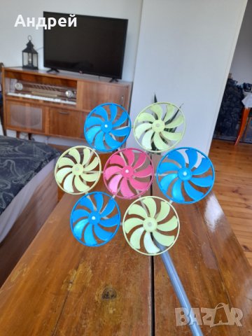 Стара детска вятърна играчка, снимка 2 - Други ценни предмети - 37497572