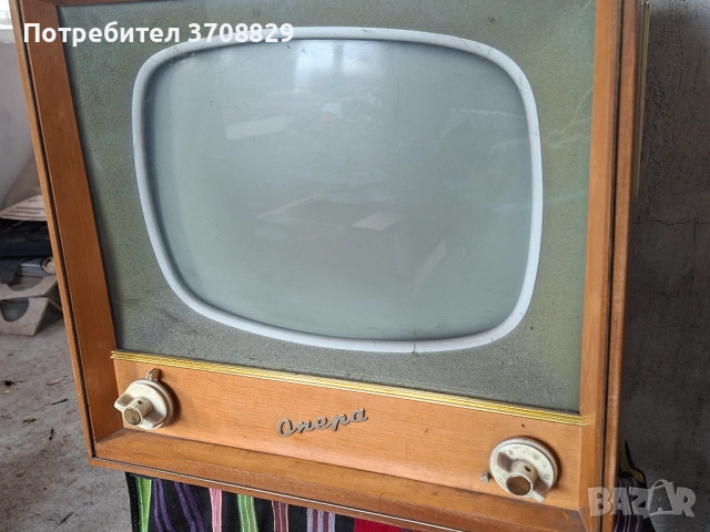 Телевизор опера, снимка 4 - Антикварни и старинни предмети - 54100968