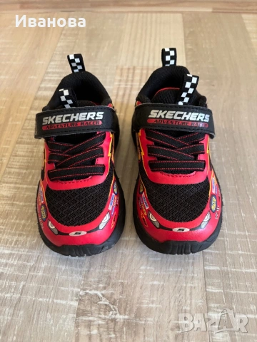 Детски маратонки Skechers, снимка 4 - Детски маратонки - 54294472