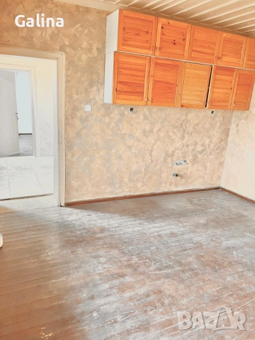 Продава къща в кв. Точиларци на гр. Съединение, снимка 2 - Къщи - 52123689