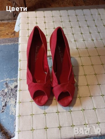Червени обувки на ток, снимка 2 - Дамски ежедневни обувки - 44368426