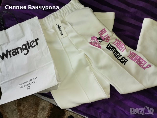 100% Оригинален панталон на Wrangler , снимка 1 - Спортни екипи - 42507029