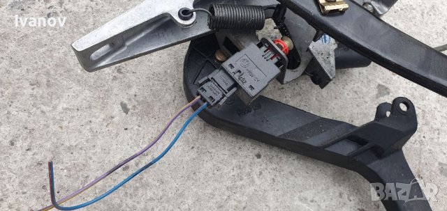 Педали спирачка и съединител за бмв е36 всички модели  Горна помпа съединител стоп машинка , снимка 2 - Части - 38577295