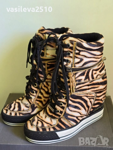 DKNY оригинални дамски кецове на платформа , снимка 8 - Кецове - 53892217