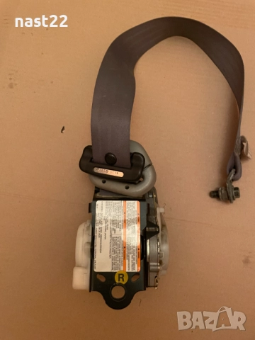 Преден десен колан Сузуки Гранд Витара/Suzuki Grand Vitara 1998-2005 2+1 врати, снимка 4 - Части - 52771748