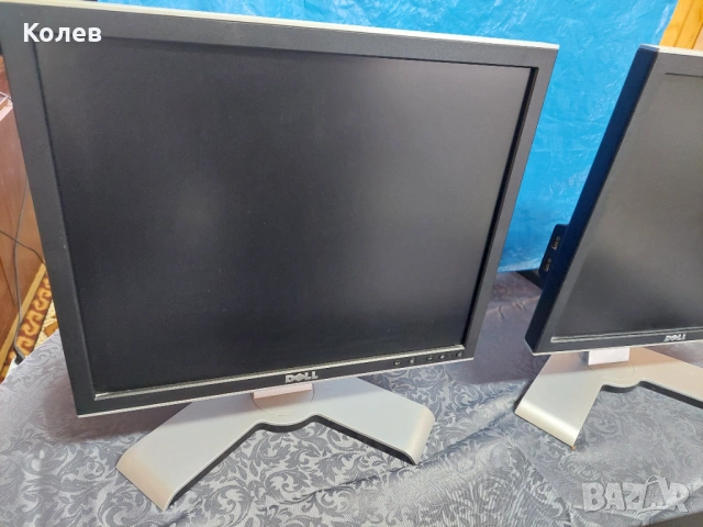 Три монитора за компютър +++, снимка 2 - Монитори - 52242970