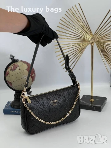 Стилна дамска чанта 