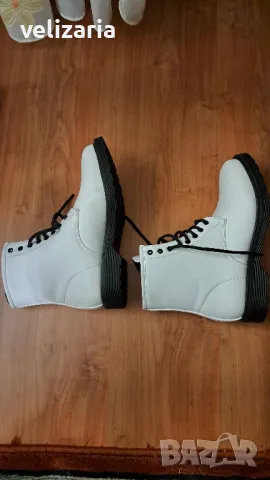 Бели боти N42, снимка 3 - Дамски боти - 48645969