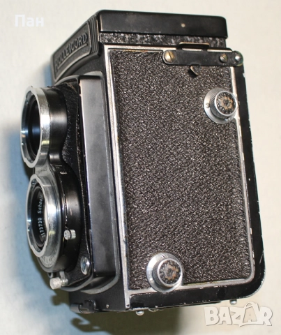 Средноформатен апарат Rolleicord, снимка 6 - Фотоапарати - 51450037