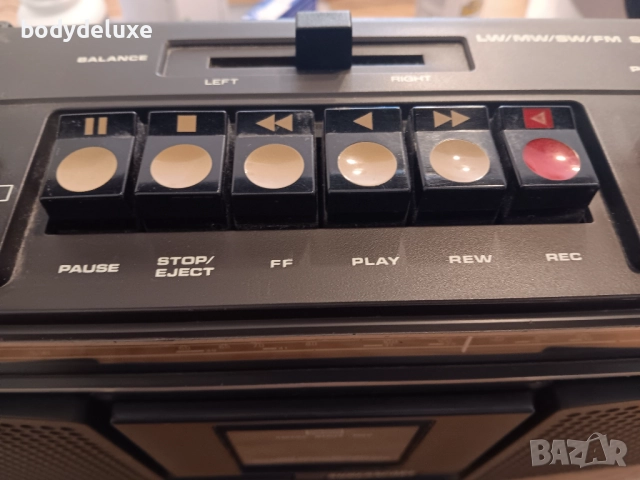 SUPERSCOPE by marantz радио касетофон, снимка 3 - Радиокасетофони, транзистори - 34097433