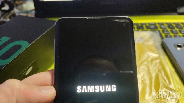 Samsung Galaxy S10 , снимка 8 - Samsung - 52726878