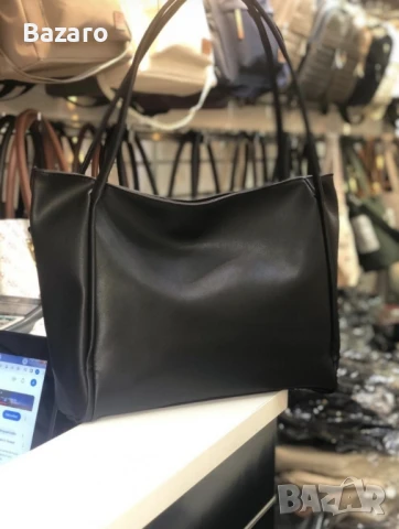 Класическа дамска чанта, снимка 6 - Чанти - 48702478