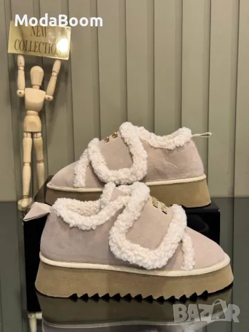 Miu Miu дамски обувки различни цветове , снимка 6 - Маратонки - 48242109