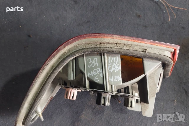 Десен Стоп Мерцедес Е класа W210 (H) - A2108204464, снимка 6 - Части - 51099796