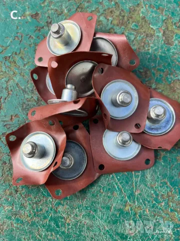 Водни помпи , бензинови помпи мигачи стопове платно за ускорителна помпа и други части за ваз Лада , снимка 3 - Части - 47685683