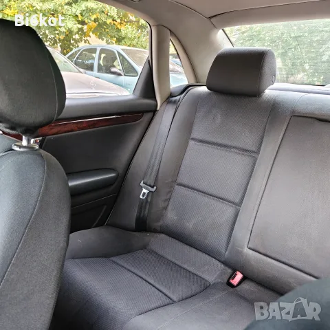 Audi A4 B6 седан , снимка 12 - Автомобили и джипове - 56431272