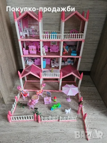 Намалена.красива къща за кукли, снимка 2 - Кукли - 49588523