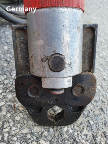 Радиална преса novopress, снимка 5 - Други машини и части - 35527105