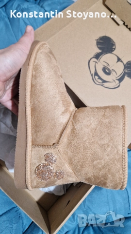 Walt Disney нови топли боти с апликация на Mickey Mouse Camel 38 EU, снимка 8 - Детски боти и ботуши - 52643523