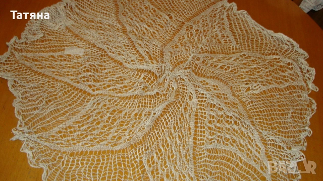 покривки -ръчно плетиво, снимка 9 - Покривки за маси - 51727624